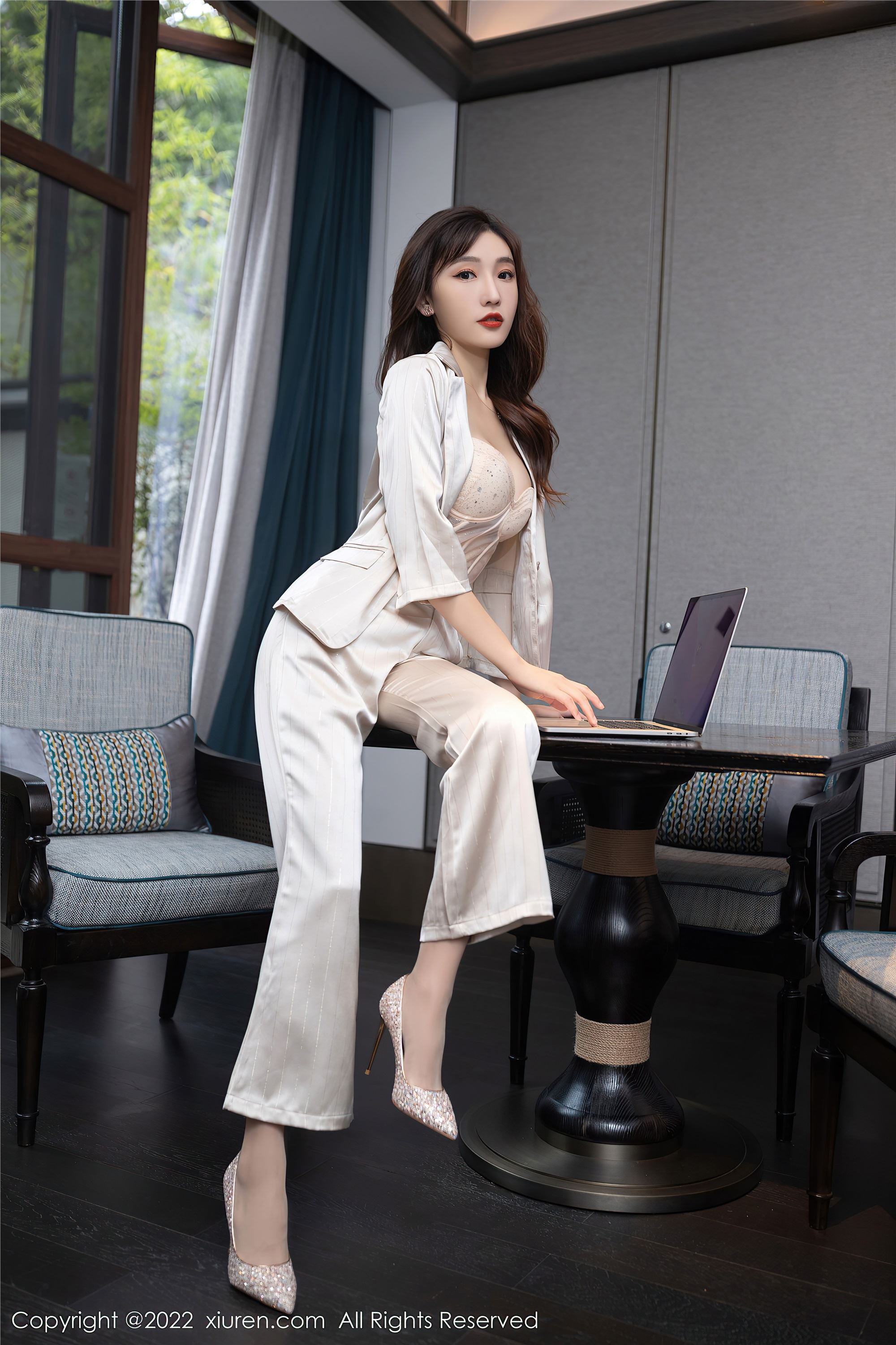 Xiuren秀人网 2022.09.15 NO.5594 陆萱萱